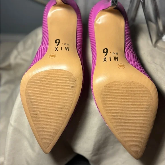 Mix No. 6 Fuchsia Textured Heels - Picture 5 of 7